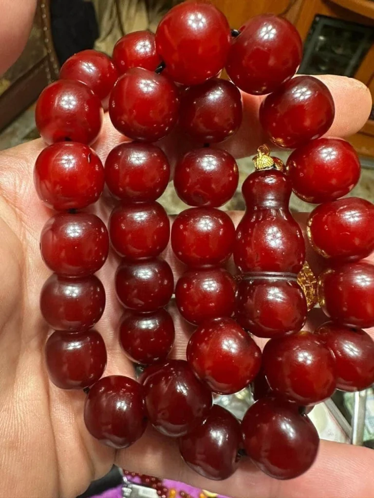 عايز ابيع سبحه