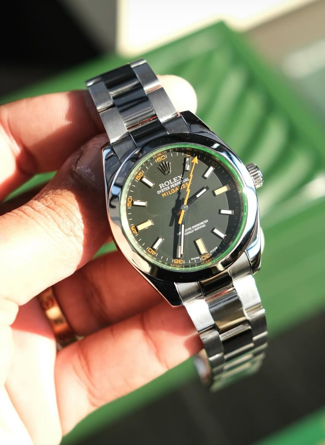 كم سعر رولكس ميلغوس الأصلية ؟