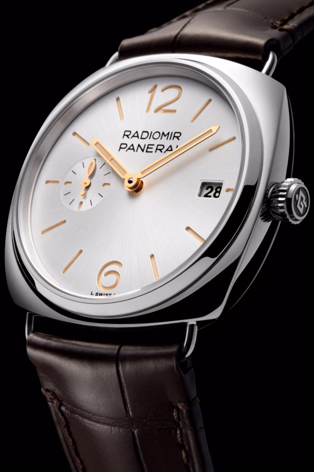 موديل Panerai Radiomir PAM01570